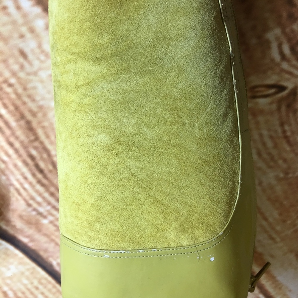 Yellow Boots! - Picture 3 of 7